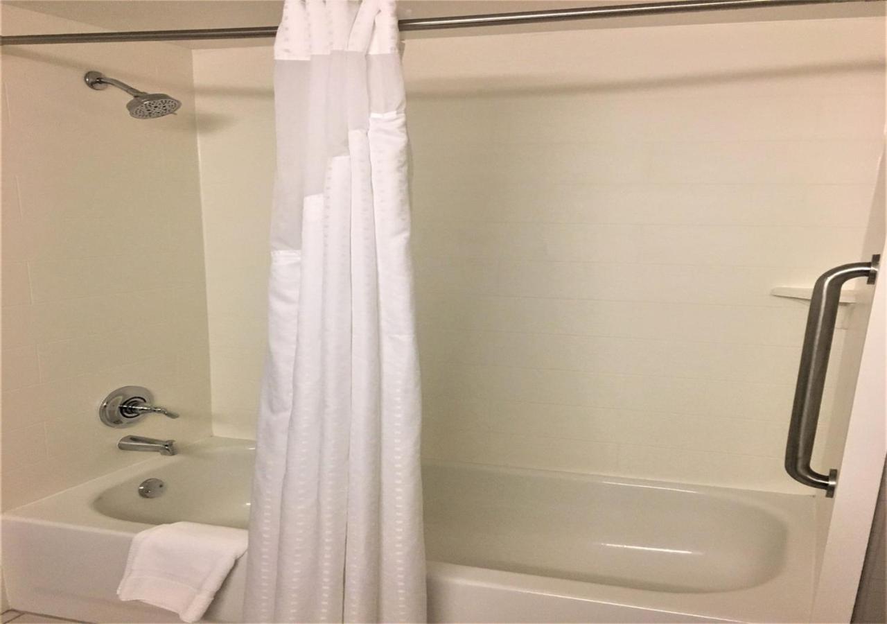 - Cool Springs By Ihg Hotel