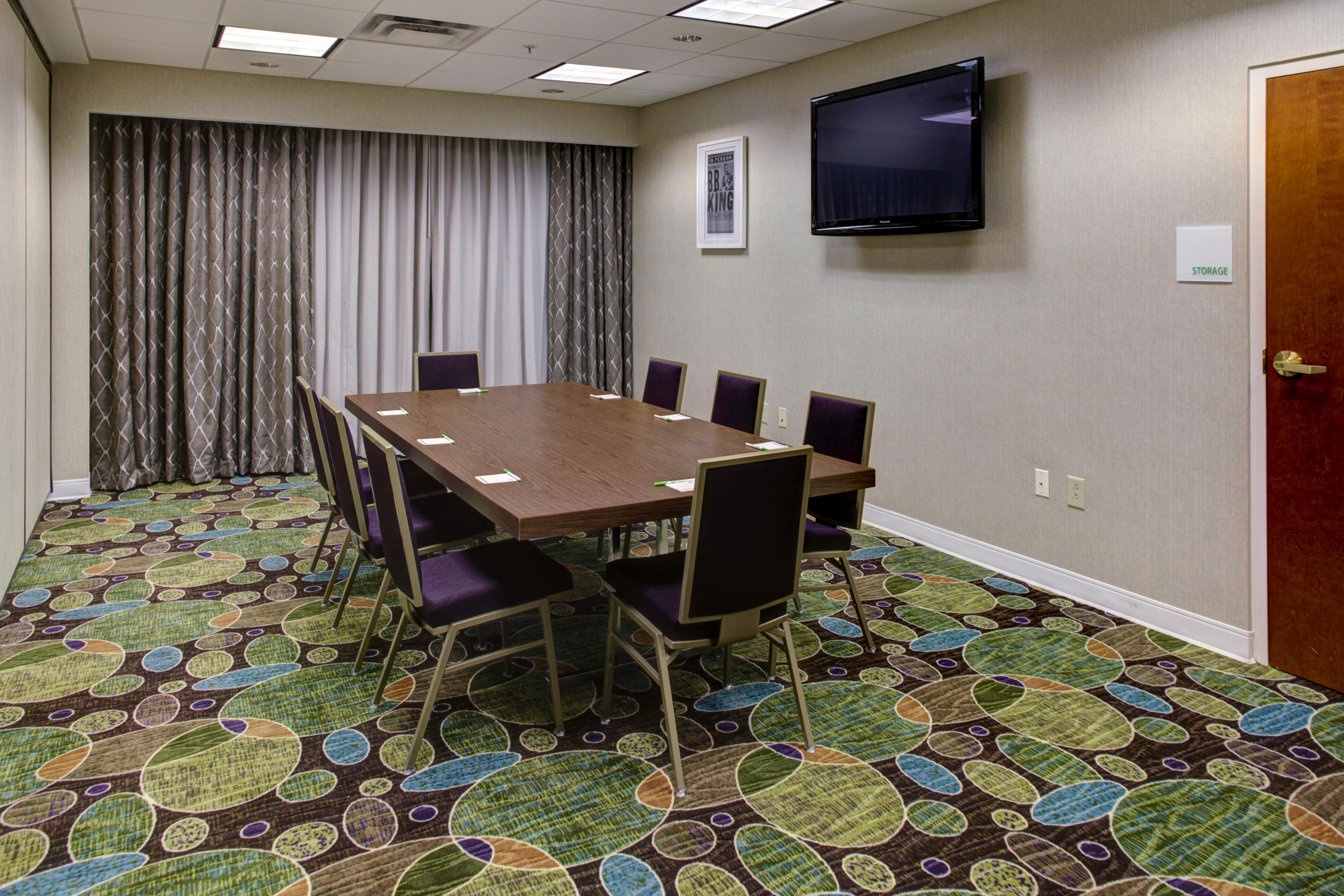 - Cool Springs By Ihg Hotel 3*